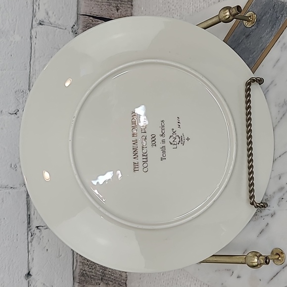 Lenox VTG 2000 Annual "Bringing Home Christmas" Holiday Collector Plate NIB/NWT - Picture 13 of 17
